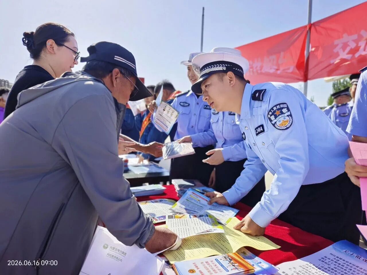六大领域同向发力 内蒙古阿拉善公安织密安全网守护万家平安